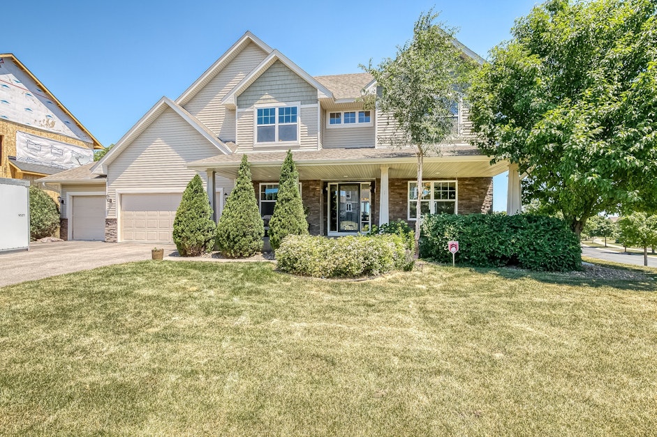 6350 Maple Drive, Victoria, MN 55386, Presented by Natalie ster